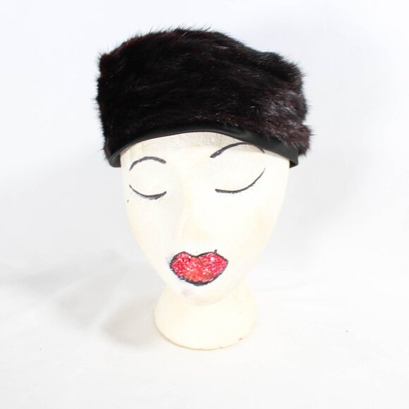 Vintage 1960s Black Sateen & Mink Fur Pillbox Hat Glamorous Old Hollywood Style main image 4